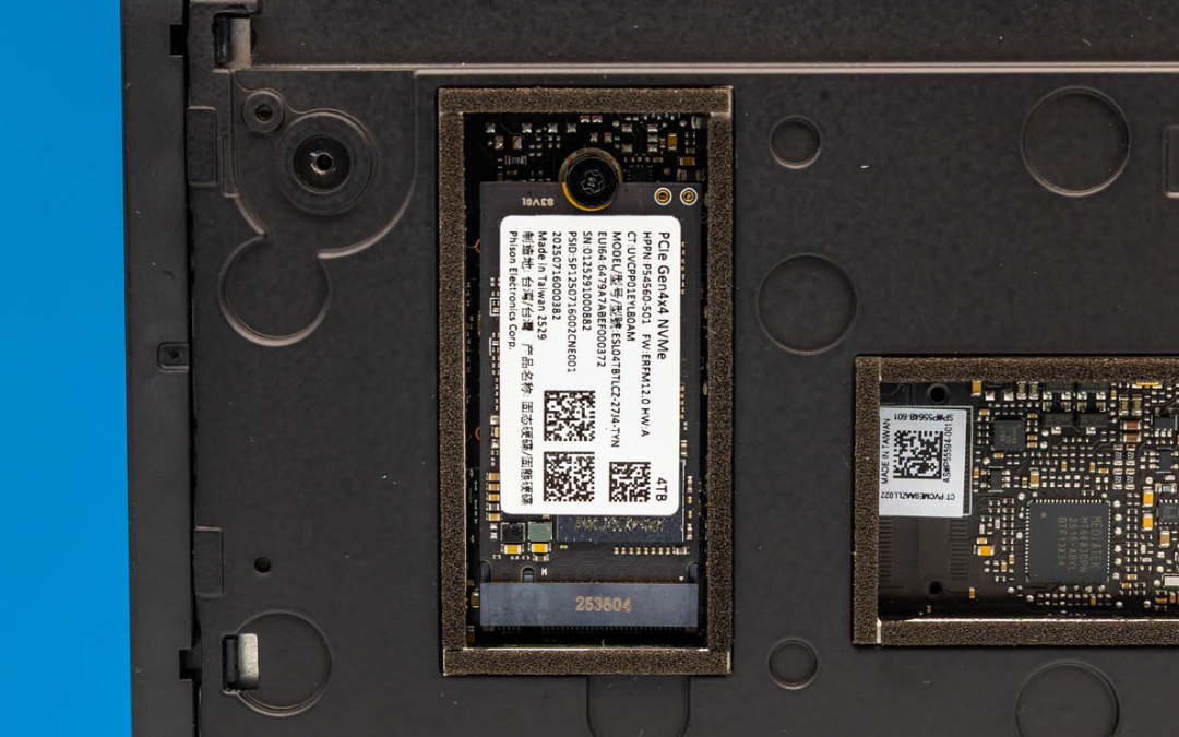 HP-ZGX-Nano-G1n-AI-Station-PCIe-Gen4X4-NVMe-SSD-1